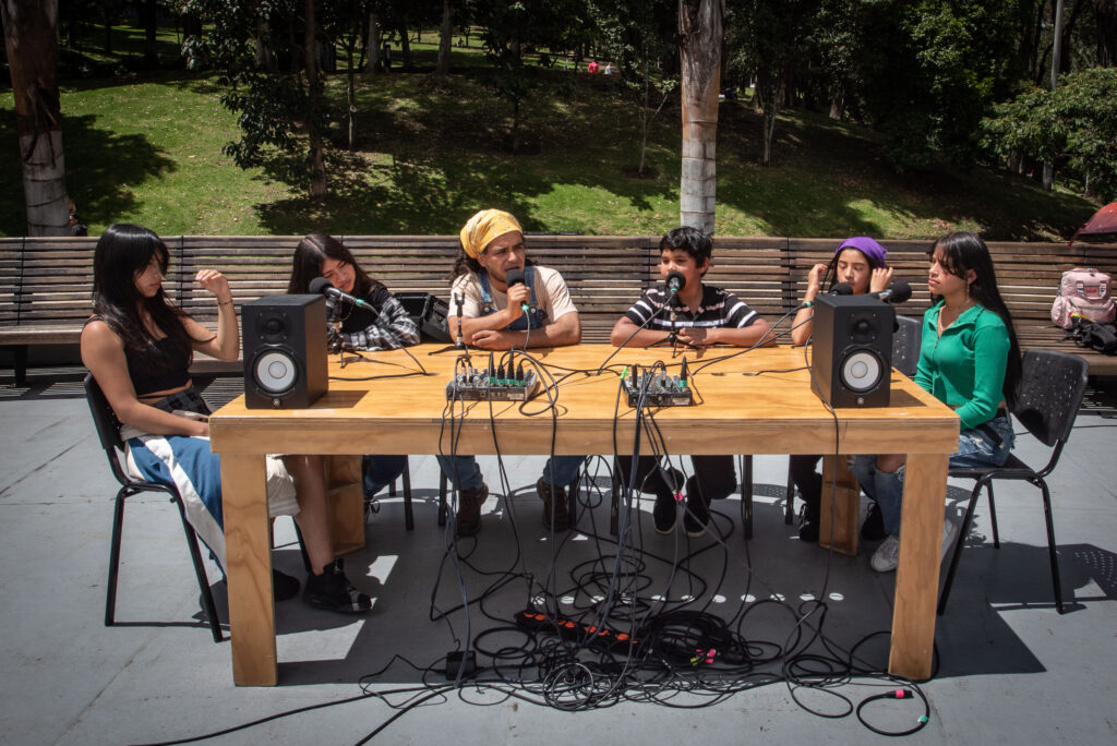 29 - 06 - 2024 1 SOCIALIZACACION DE LAS BECAS DE RADIO COMUNITARIA-10